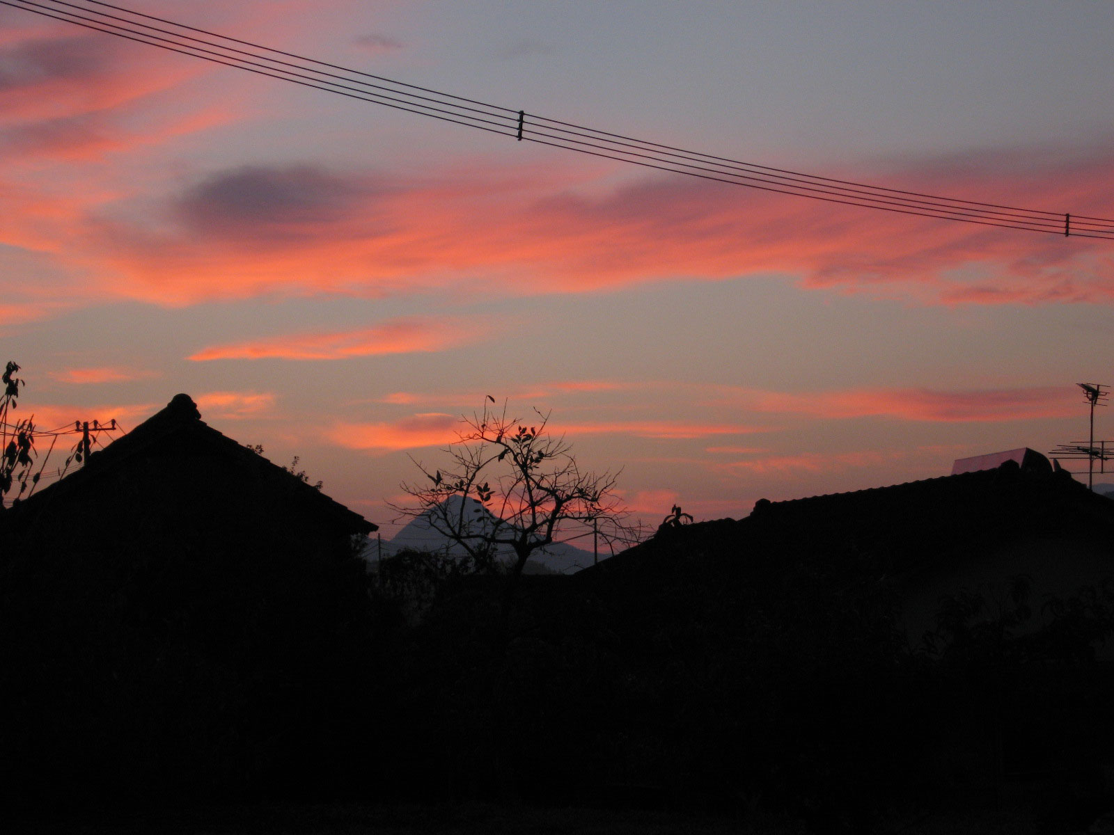 実家からの朝焼け_2